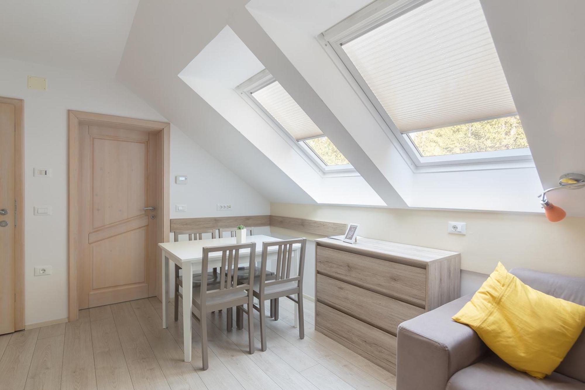 Apartments Villa Vesna Pokljuka ゴレンスカ地方 部屋 写真